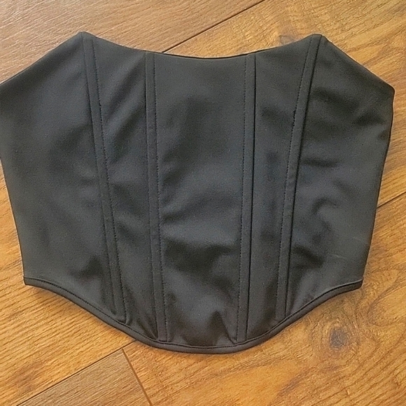 Black Corset Top, Size Petite Xs - Picture 2 of 5
